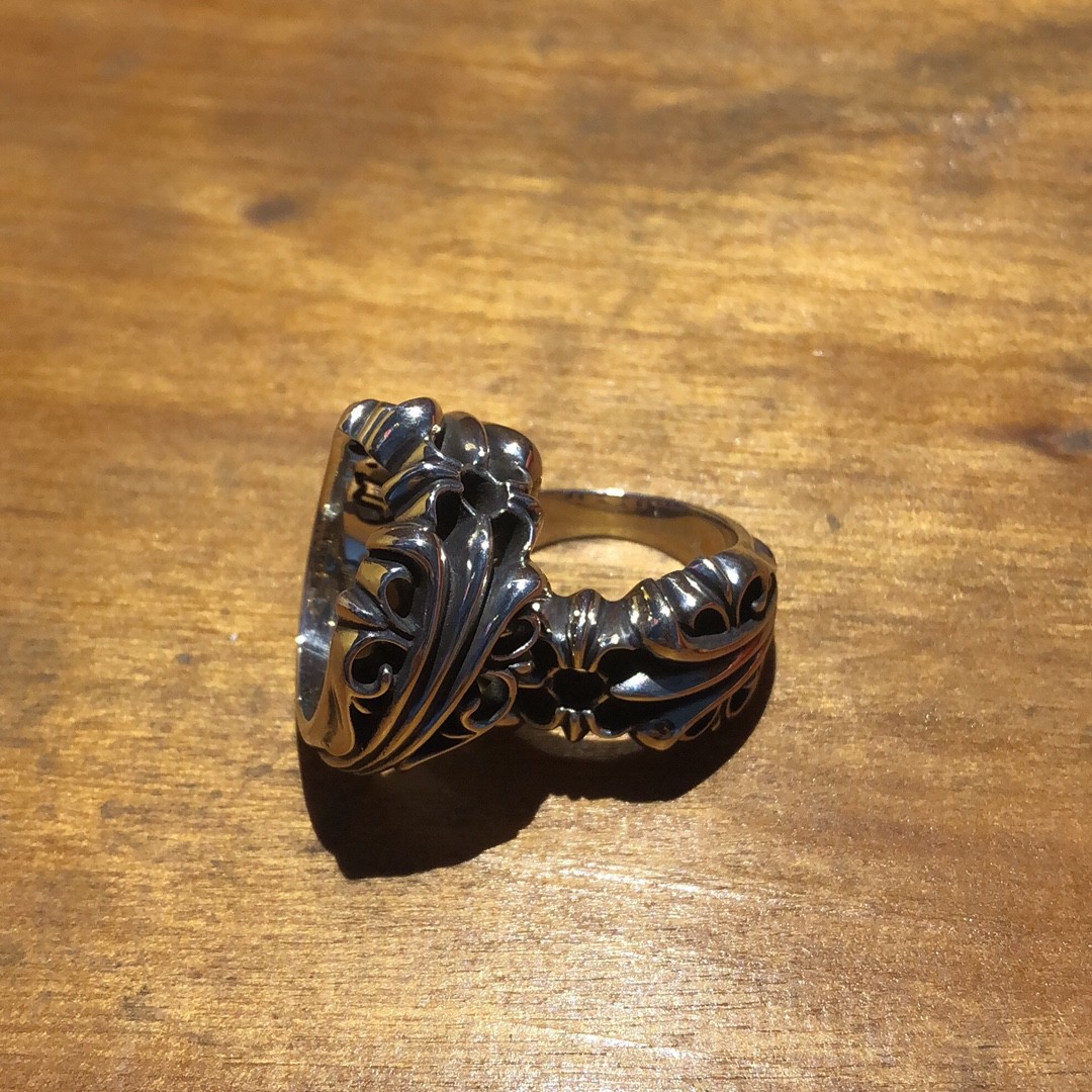 Chloe (ring)