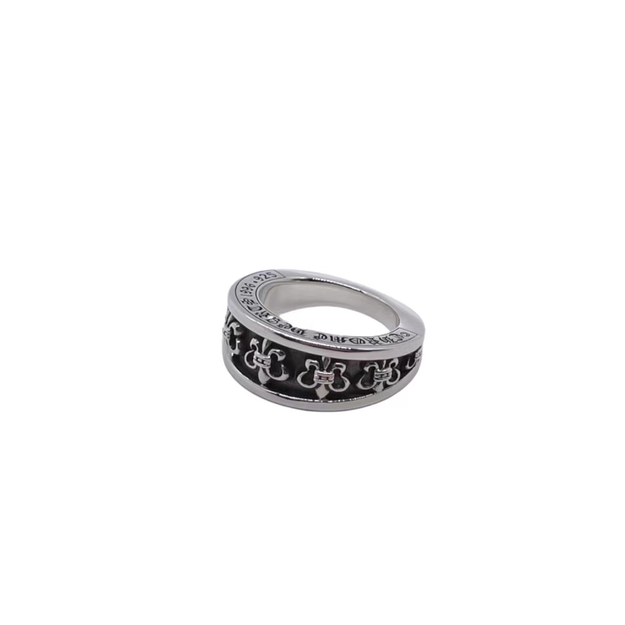 Chloe (ring)