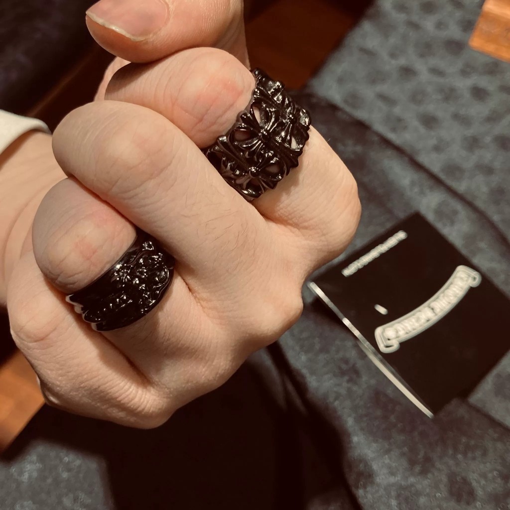 Chloe (ring)