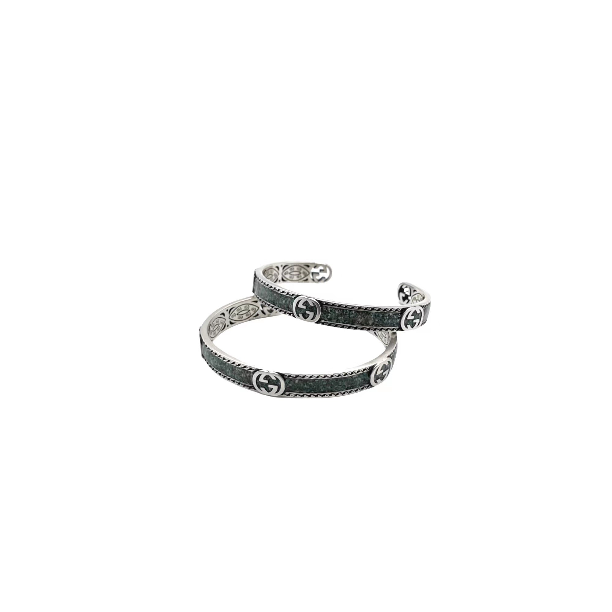Gucci turquoise bracelet with a circle design