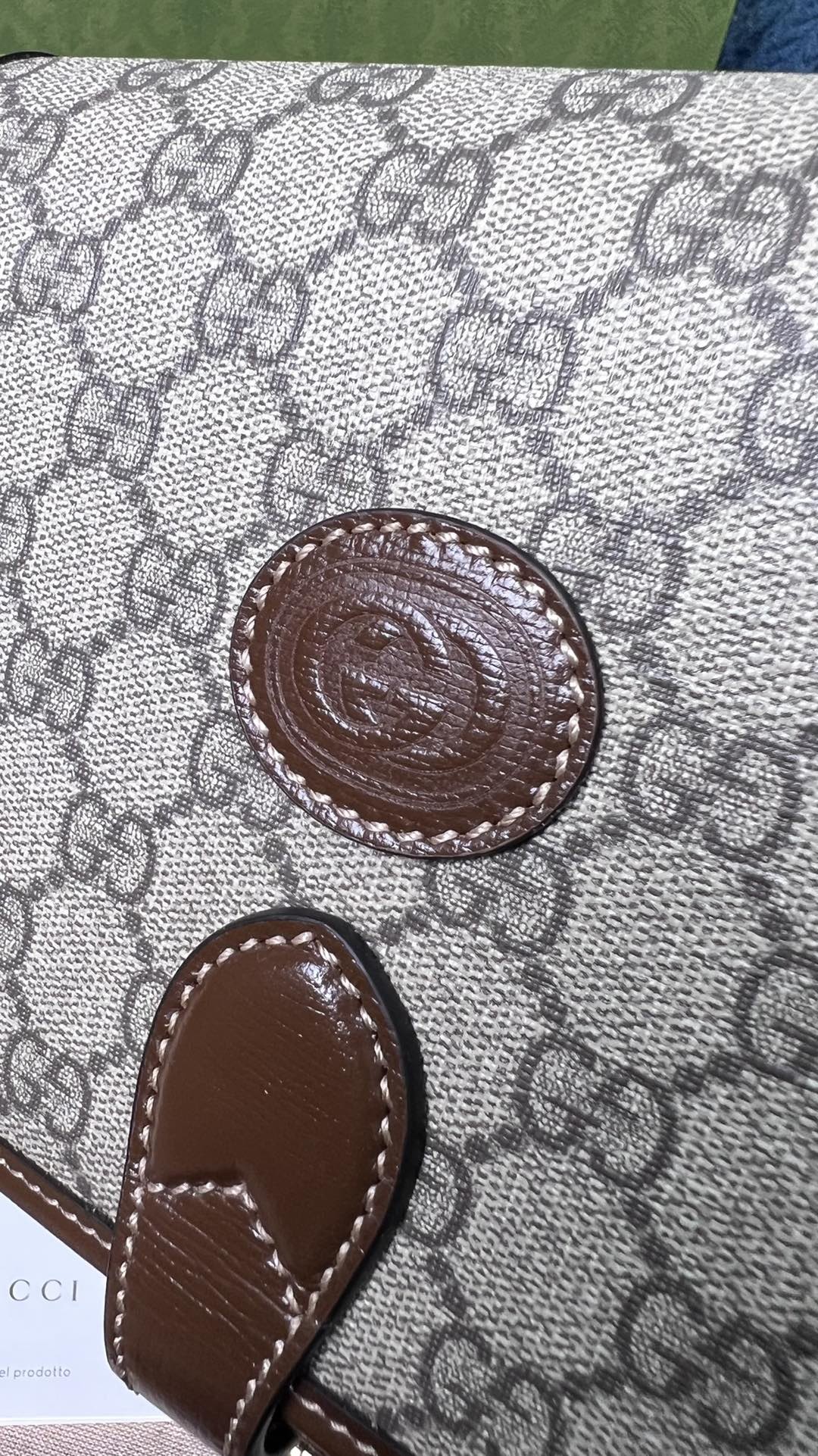 Gucci Messenger Bag