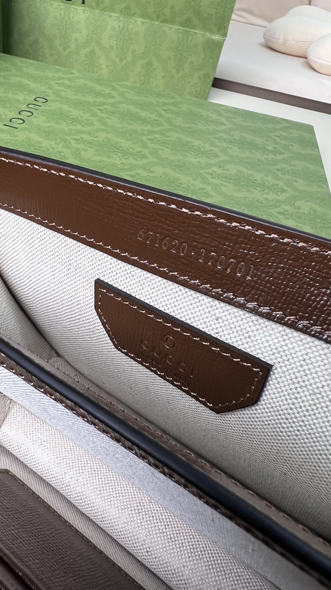 Gucci Messenger Bag