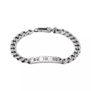 Gucci Skull Pixie Bracelet.