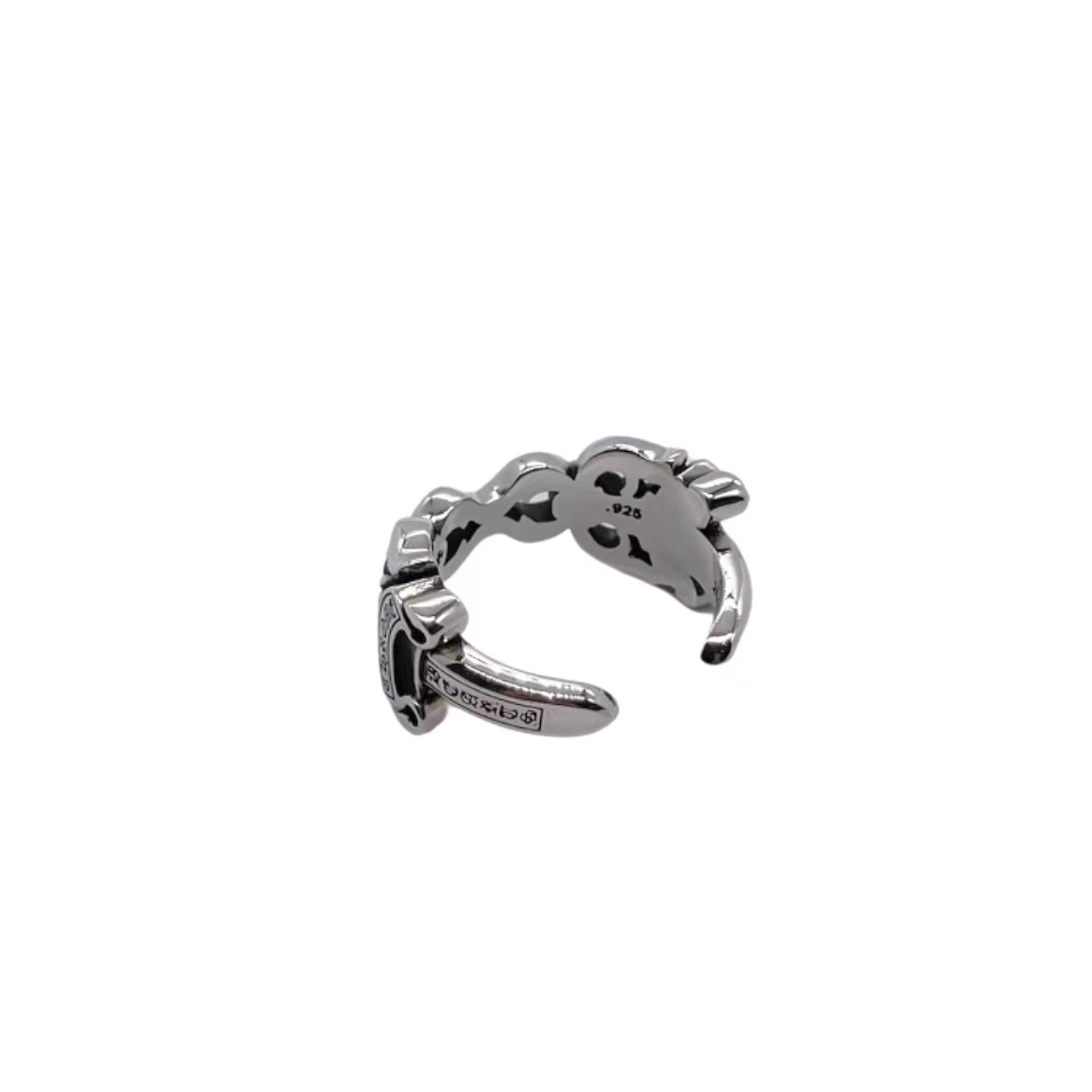 Chloe (ring)