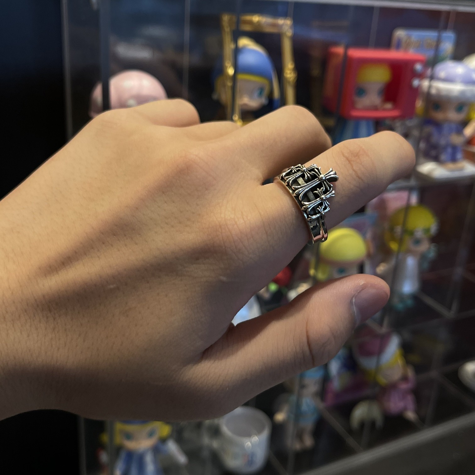 Chloe (ring)