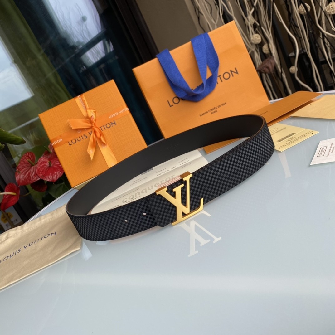 Louis Vuitton men's belt