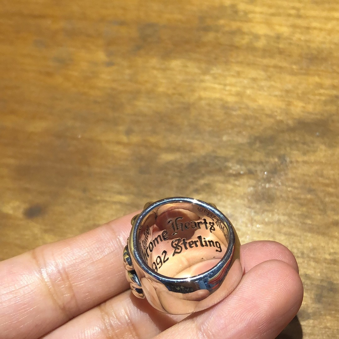 Chloe (ring)