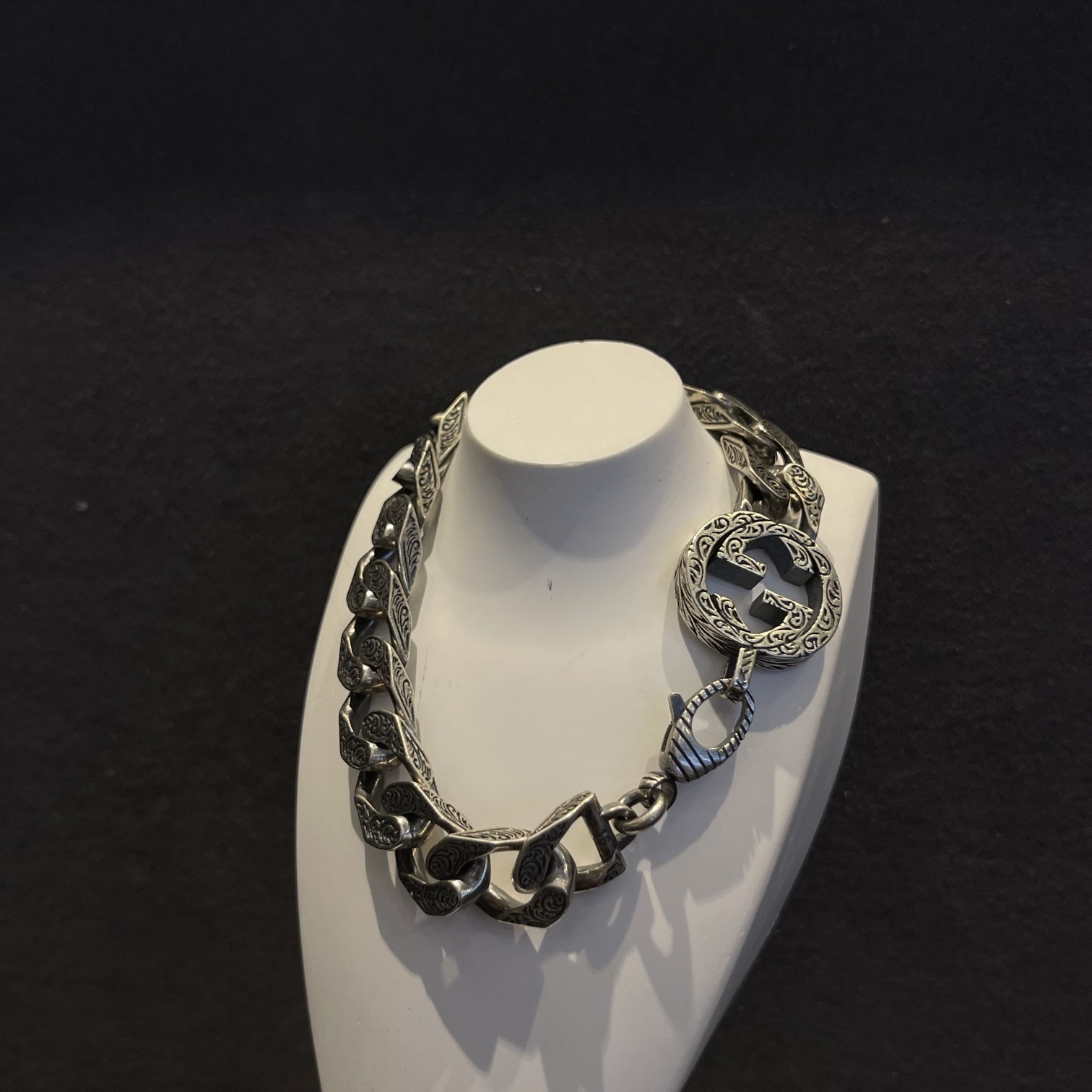 Gucci double G engraved bracelet