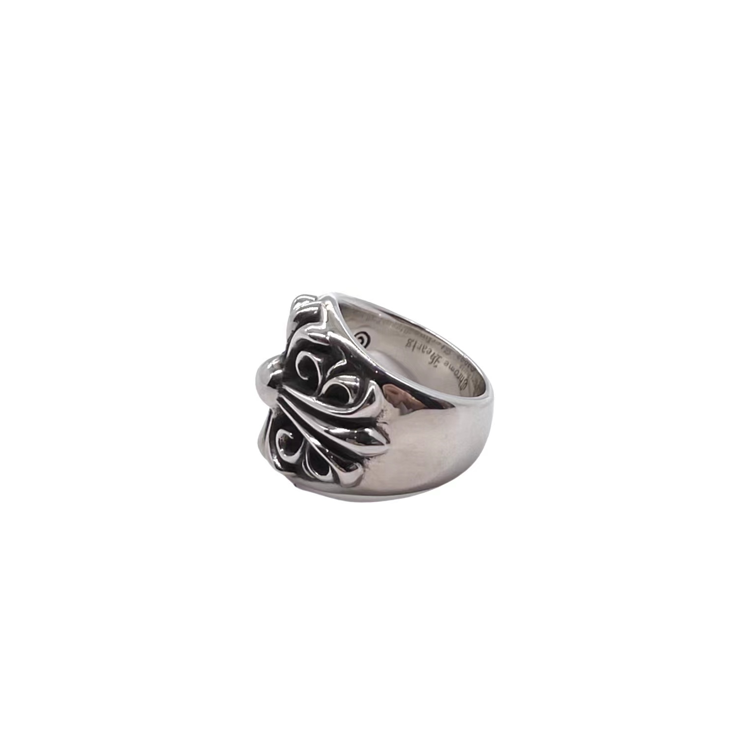 Chloe (ring)