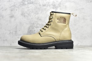 The North Face与Gucci的联名款工装靴