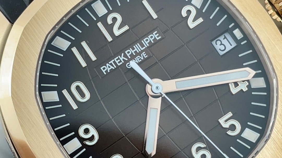 Patek Philippe Aquanaut 5167R-001 watch