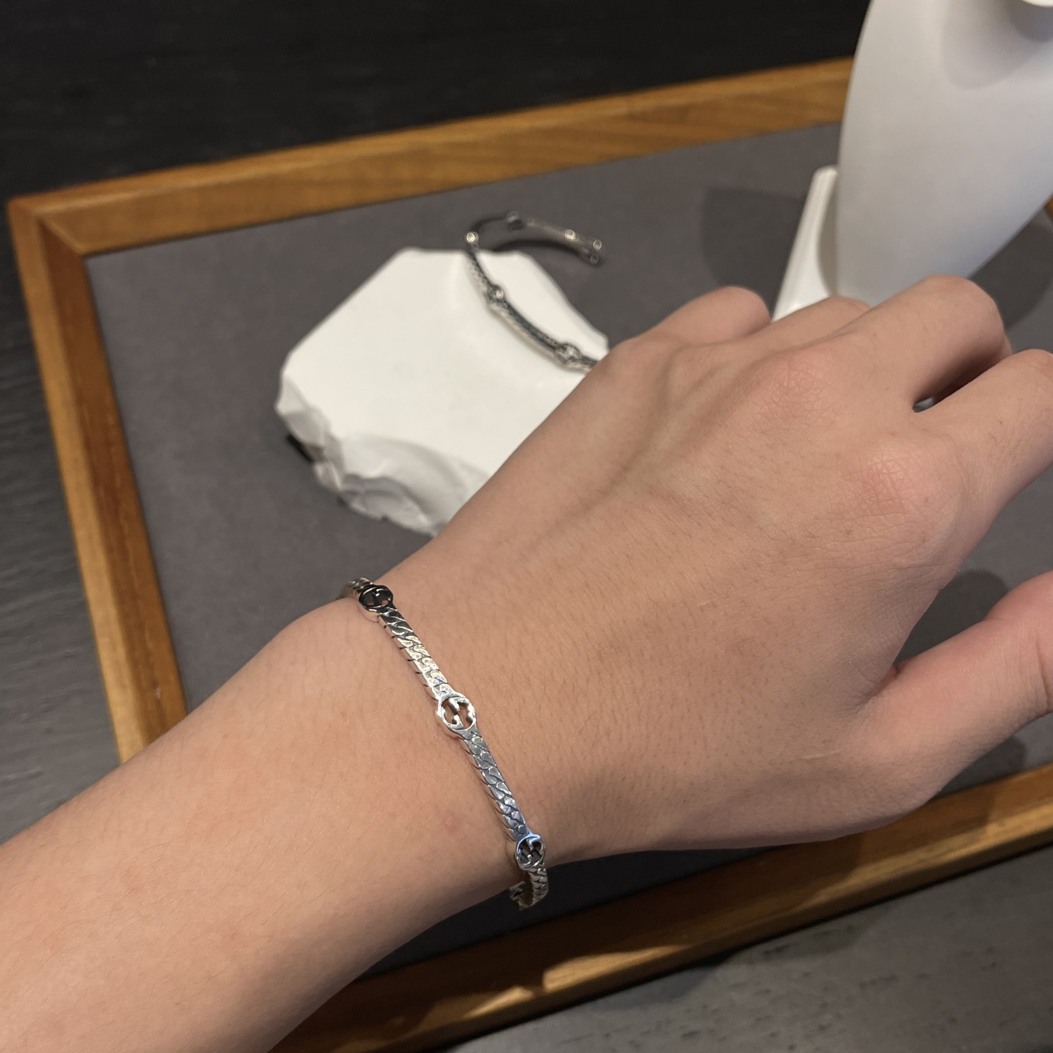 Gucci narrow double G chain bracelet