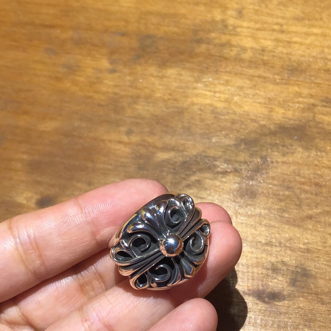 Chloe (ring)