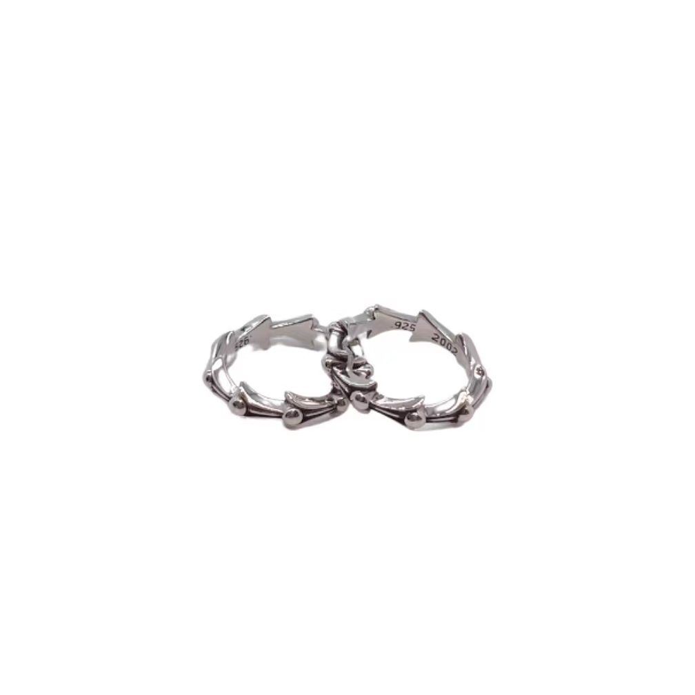 Chloe (ring)