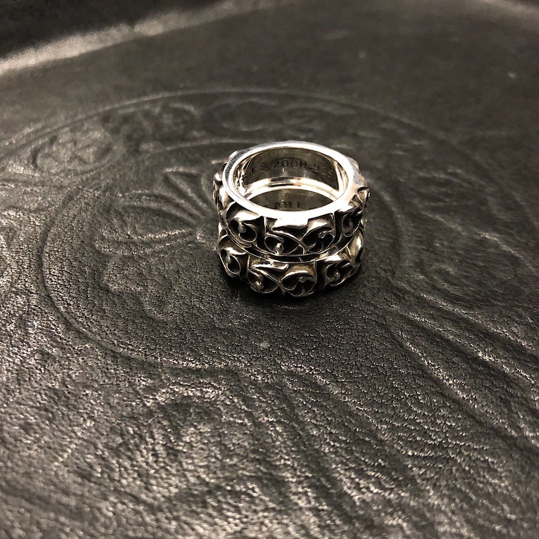 Chloe (ring)