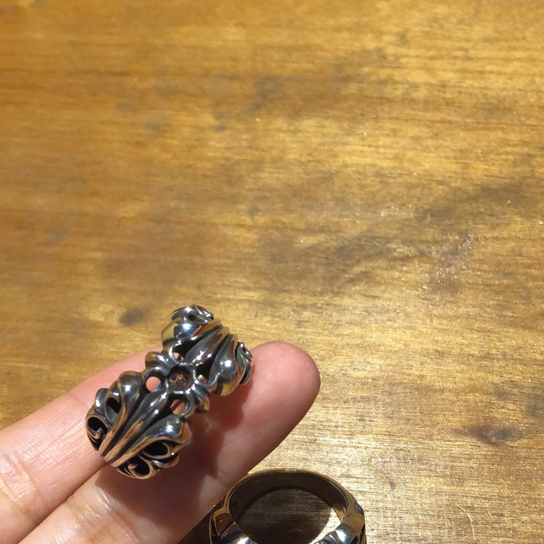 Chloe (ring)