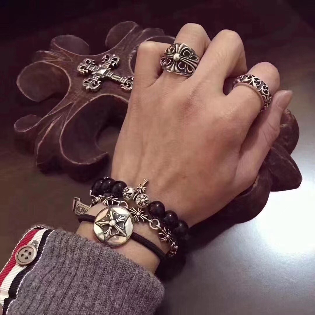 Chloe (ring)