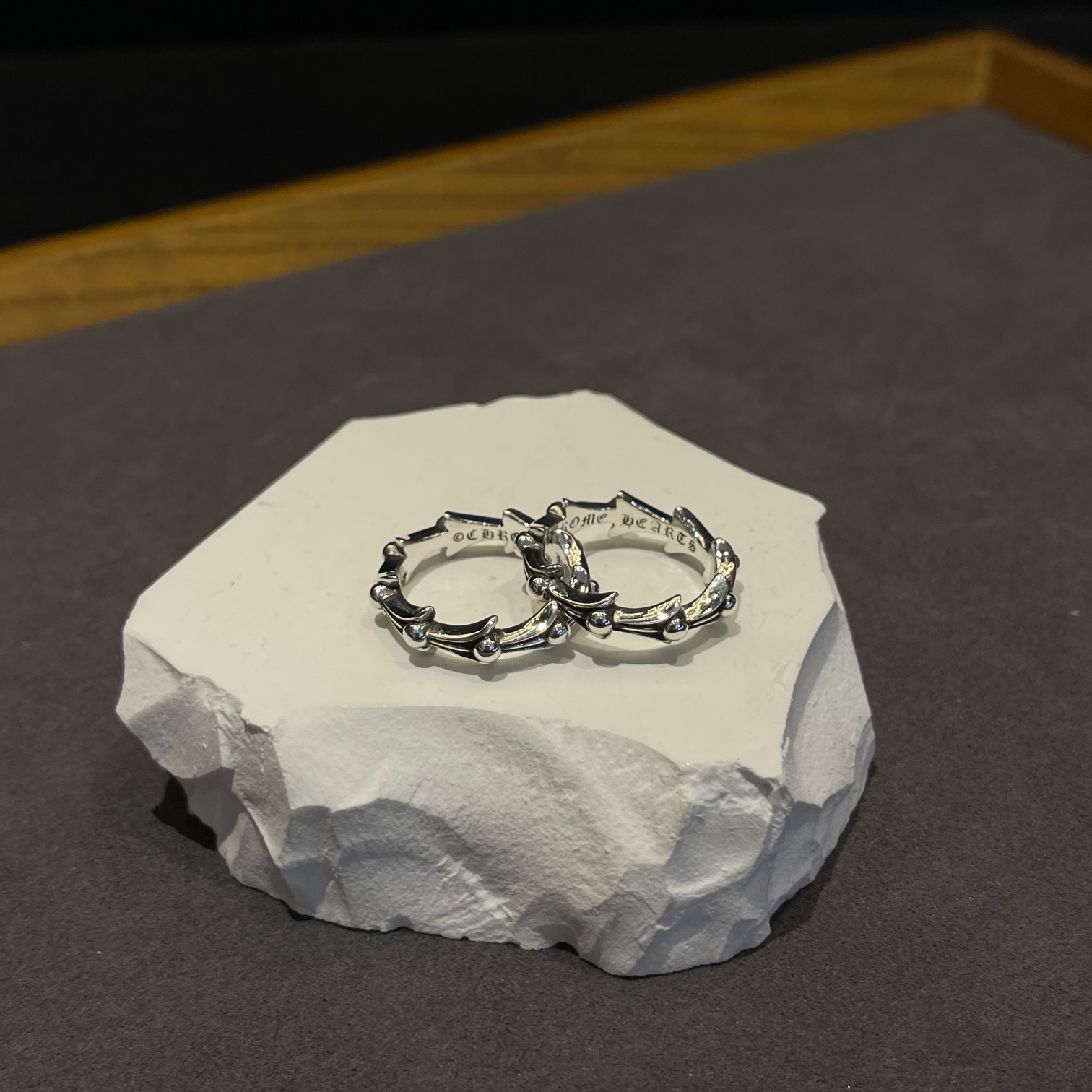 Chloe (ring)