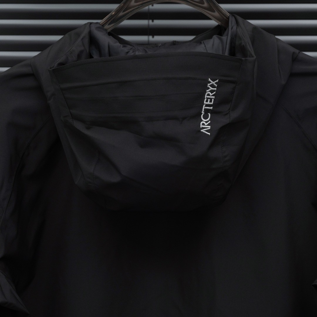 Arc'teryx jacket