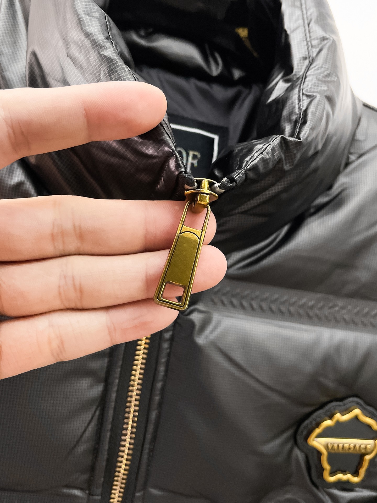 Versace 2025 Fall/Winter New Casual Fashion Down Jacket
